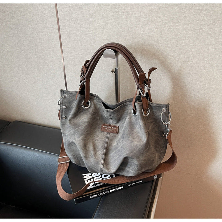 Everyday handbag with innovative carrying system Kalsten