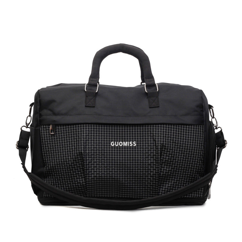 Sporty Weekender Bag with Ergonomic Design Kalsten