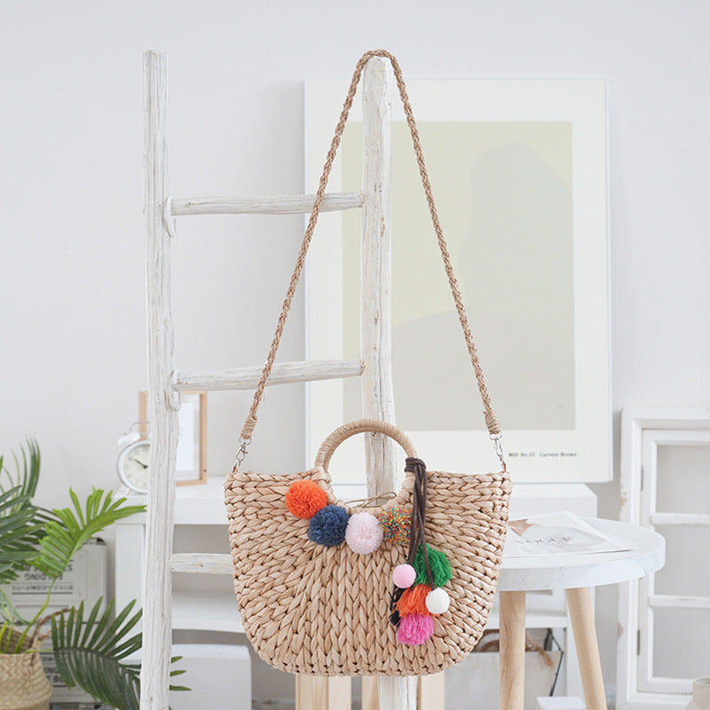 Basket bag with colorful pompons Kalsten