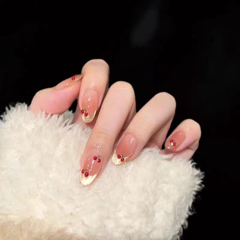 Artificial Nails in Stylish Ombre Design Kalsten