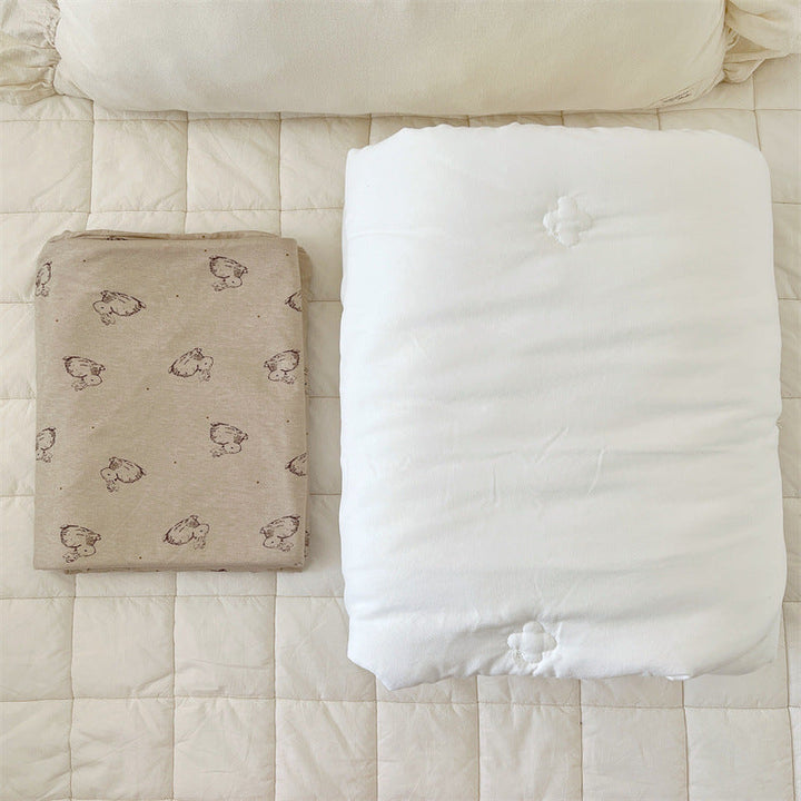 Unisex cotton pillowcase with cheerful bear design Kalsten