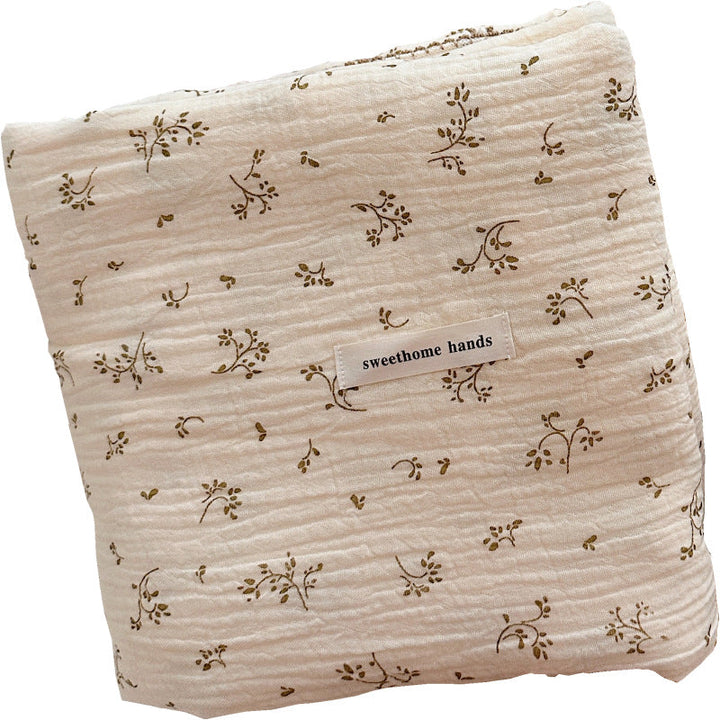 Unisex Cozy Muslin Blanket with Delicate Flower Pattern Kalsten