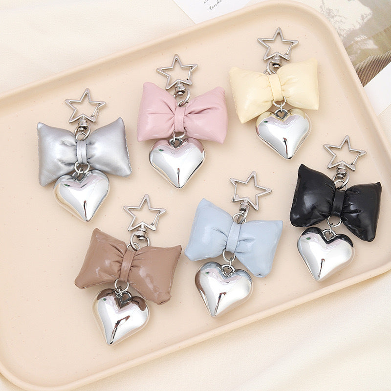 Cute Bow and Heart Keychain kalsten