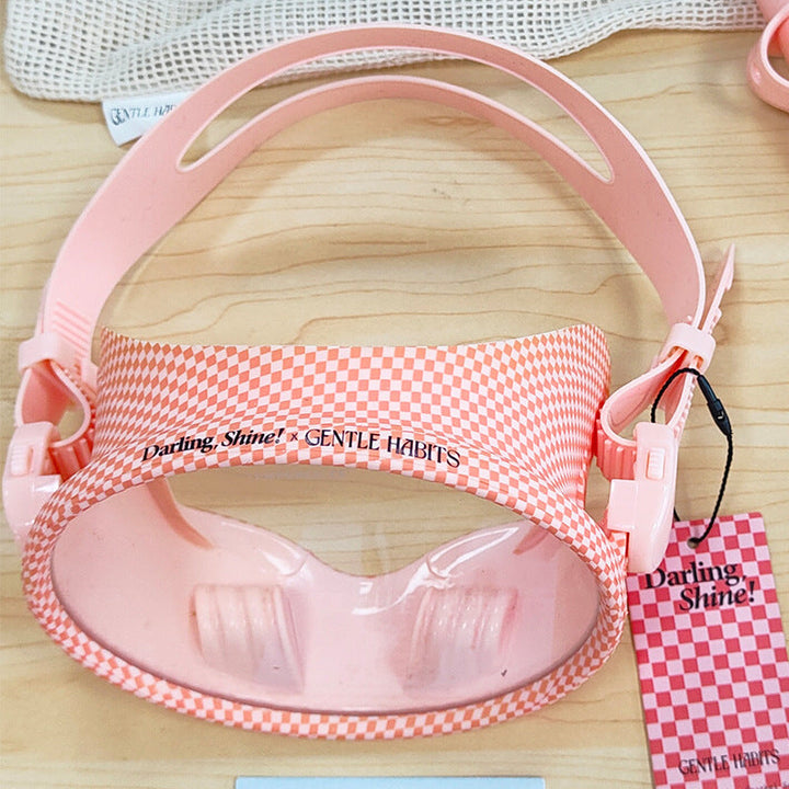 Swimming mask with ergonomic silicone sealing ring Kalsten