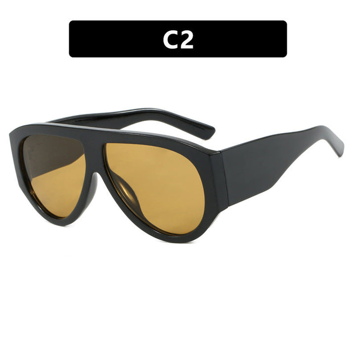 Women extravagant oversized sunglasses with angled frame Kalsten