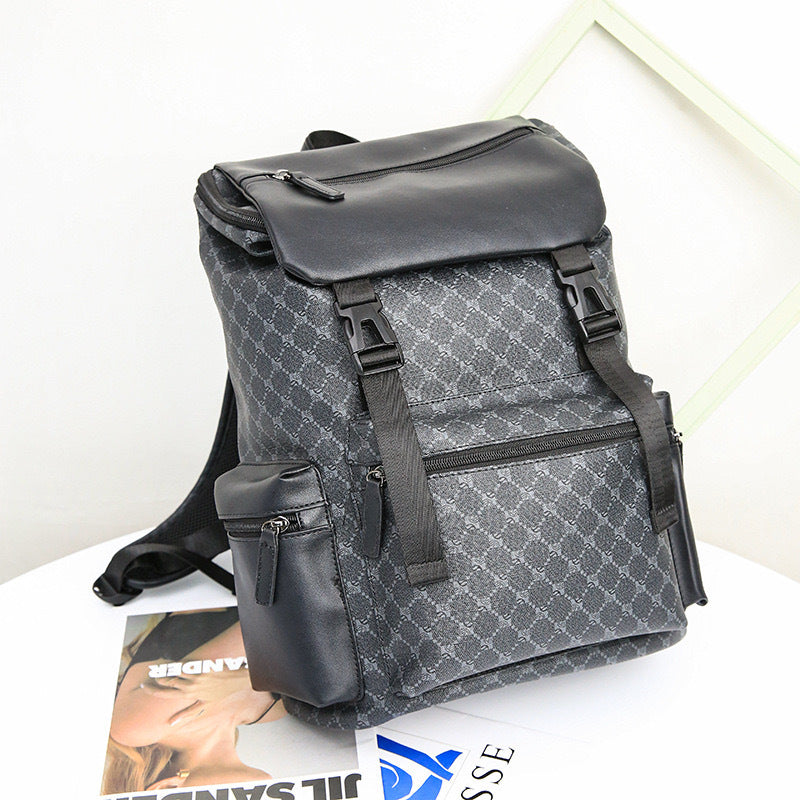 Fashionable backpack with expandable pockets Kalsten