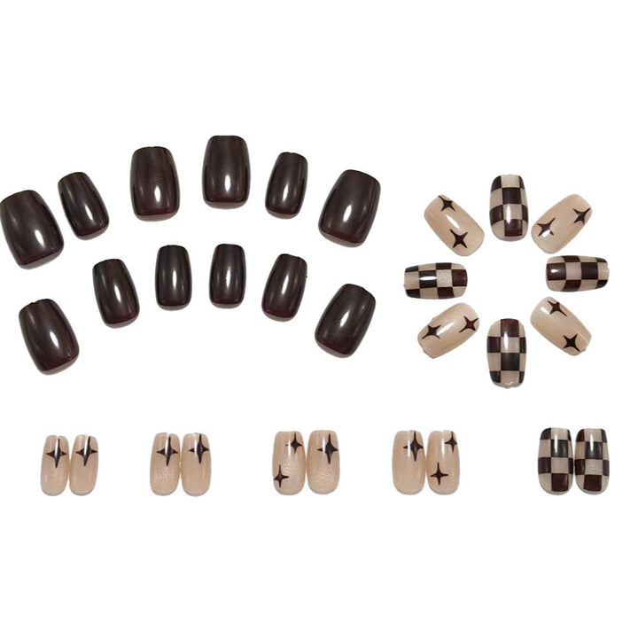 Artificial Nails in Elegant Checkered Pattern Kalsten
