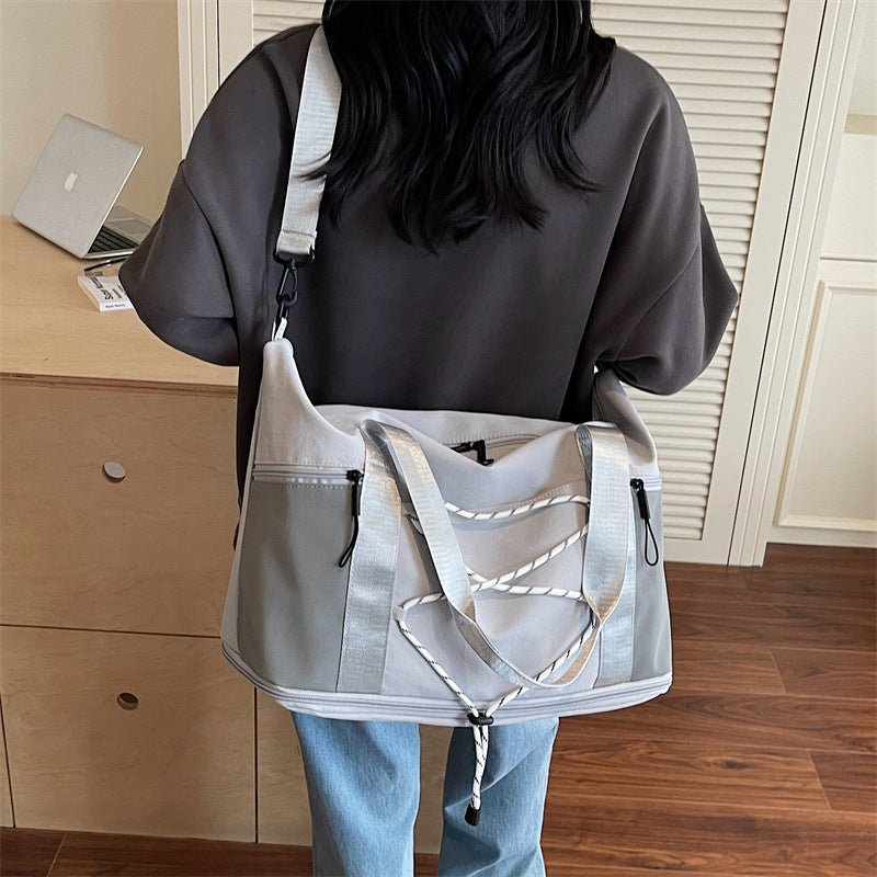 Sporty Shoulder Bag With Practical Organizer Kalsten
