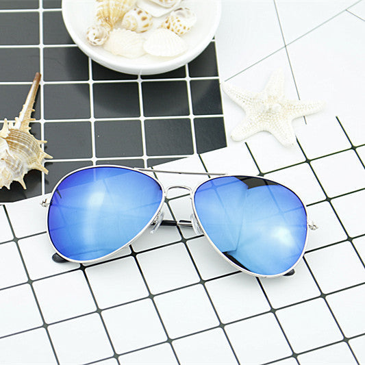 Women's modern pilot sunglasses with gradient lens design Kalsten