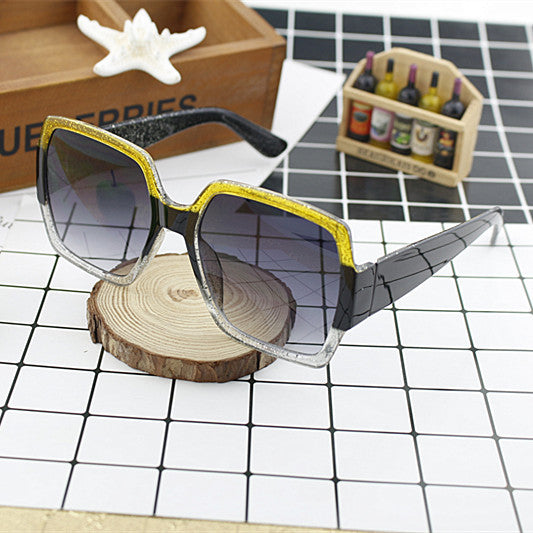 Ladies extravagant square sunglasses with unique design Kalsten