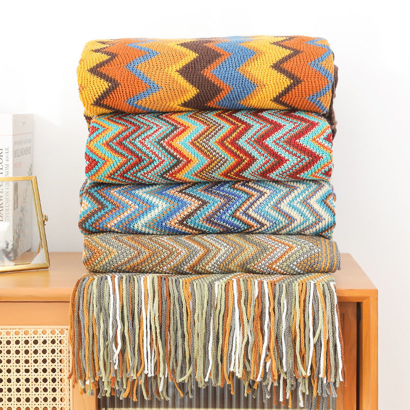 Ladies Decorative Zigzag Pattern Blanket Kalsten