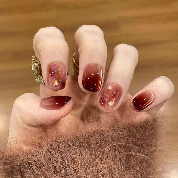 Artificial nails in modern ombre design Kalsten