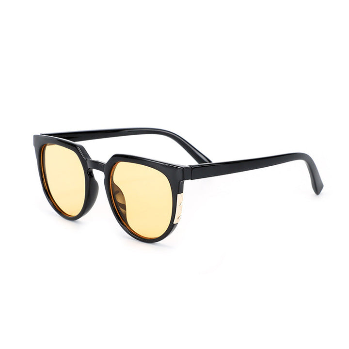 Ladies elegant sunglasses with fashionable frame and UV protection Kalsten