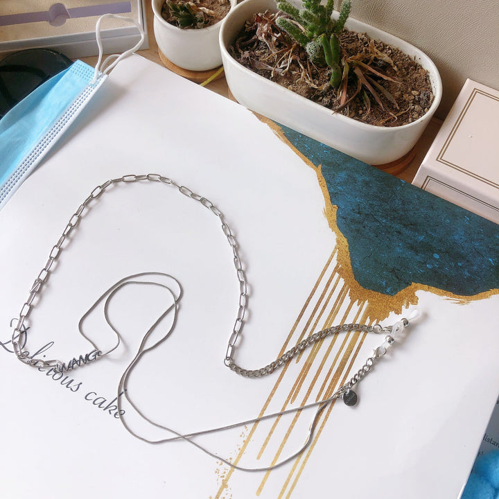 Adjustable Gold-Plated Eyewear Chain Kalsten