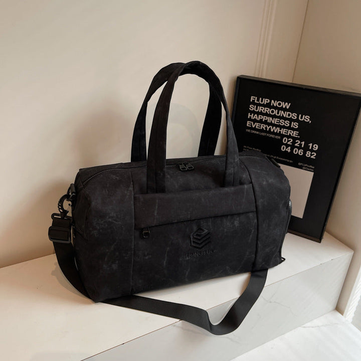 Sporty Travel Bag with Comfortable Shoulder Strap Kalsten