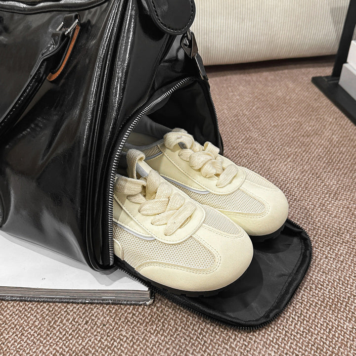 Elegant Sports Duffel Bag with Practical Compartments Kalsten