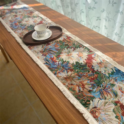 Decorative Leaf Pattern Table Runner