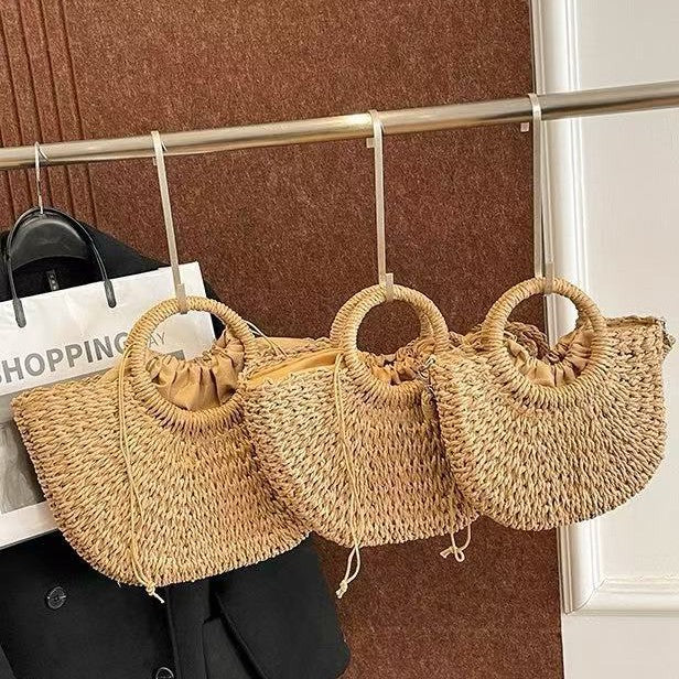 Handmade basket bag with light ruffles Kalsten