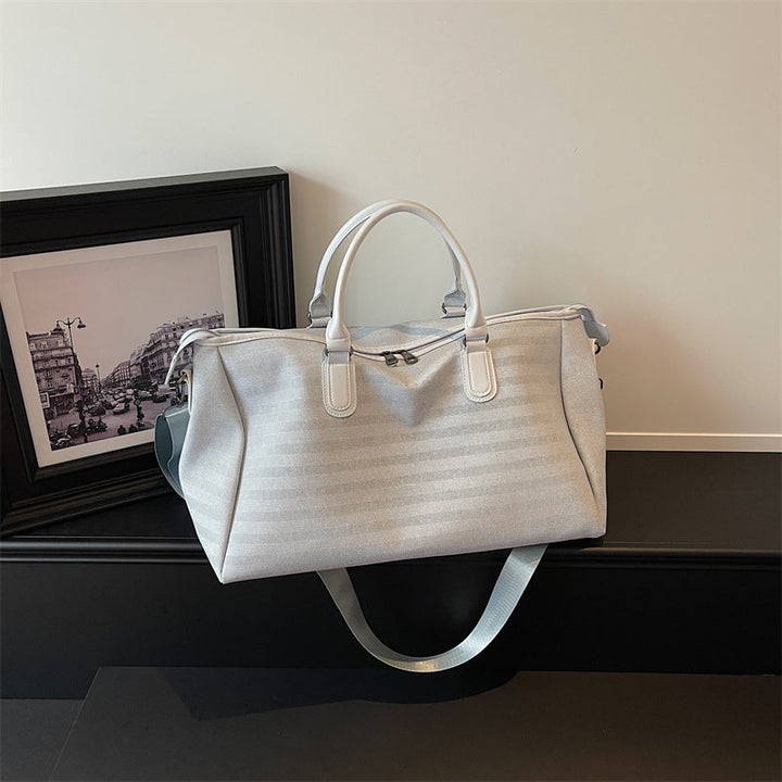 Travel bag with multifunctional compartments and elegant design Kalsten