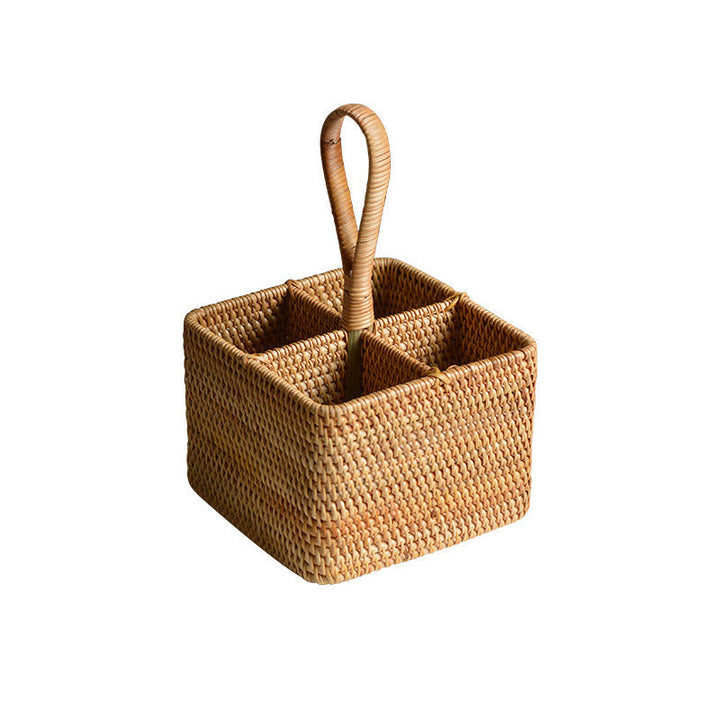 Women's round storage basket made of woven natural material Kalsten