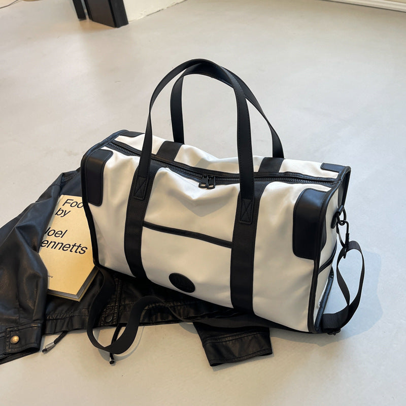 Sporty leisure duffel bag with durable material and adjustable shoulder strap Kalsten