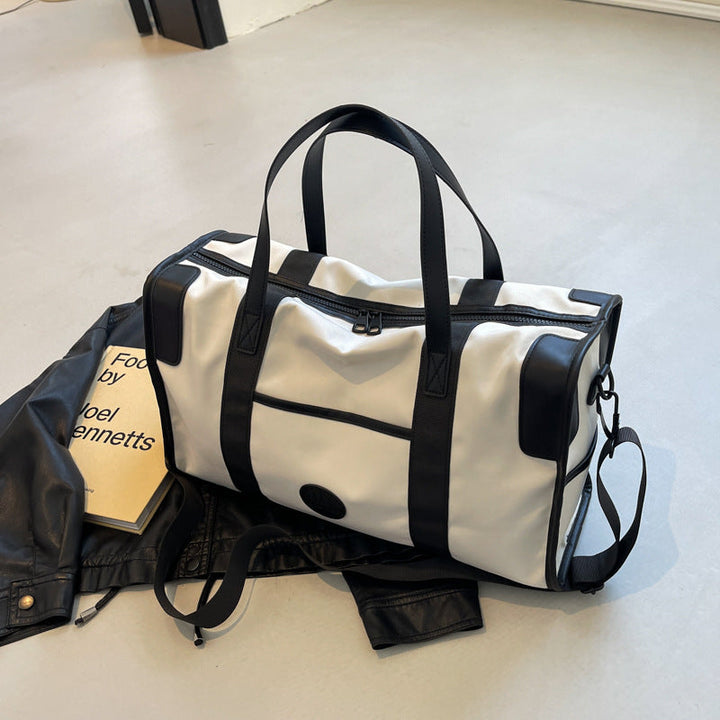 Sporty leisure duffel bag with durable material and adjustable shoulder strap Kalsten