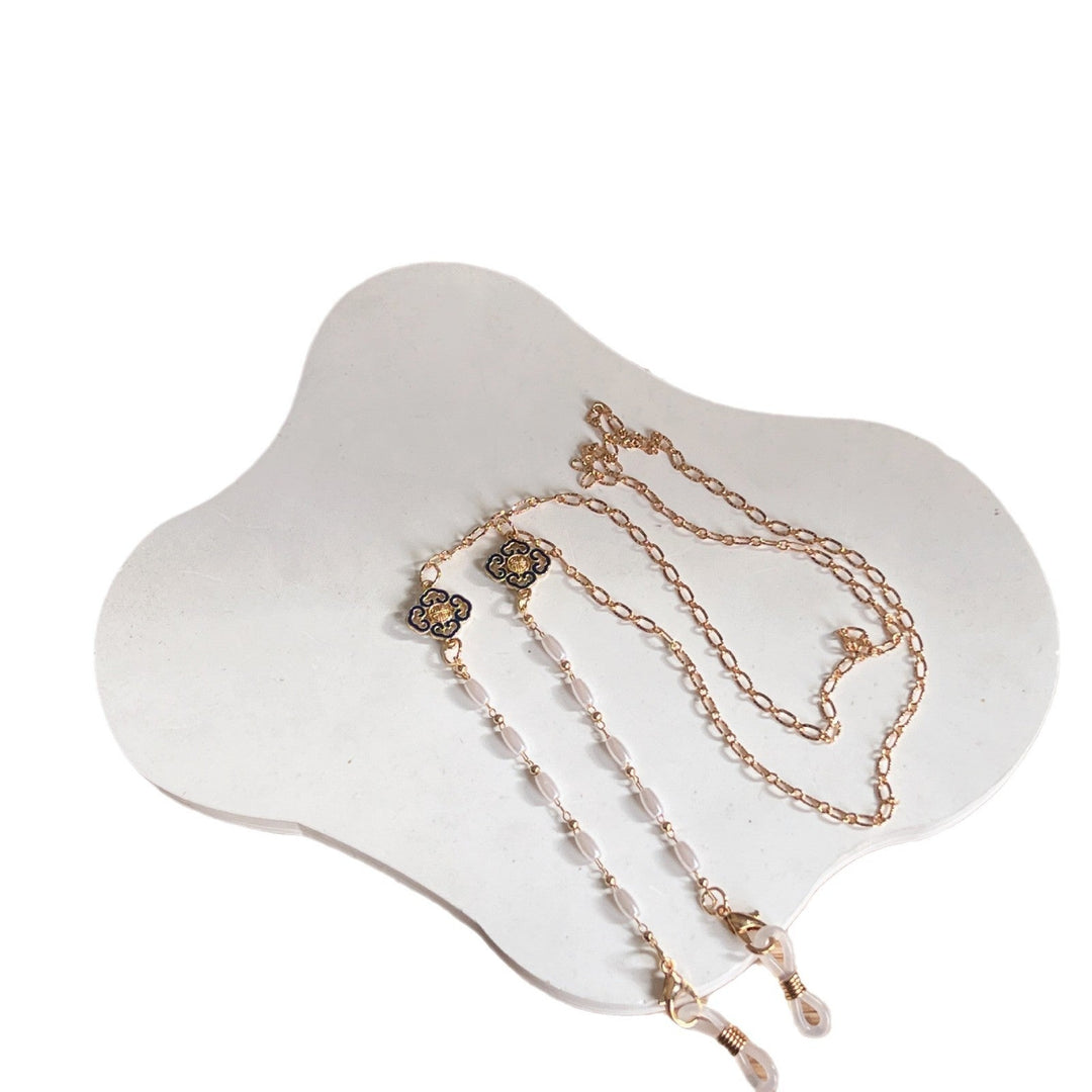Artistic Gold-Plated Eyewear Chain with Decorative Cloud Charm Kalsten