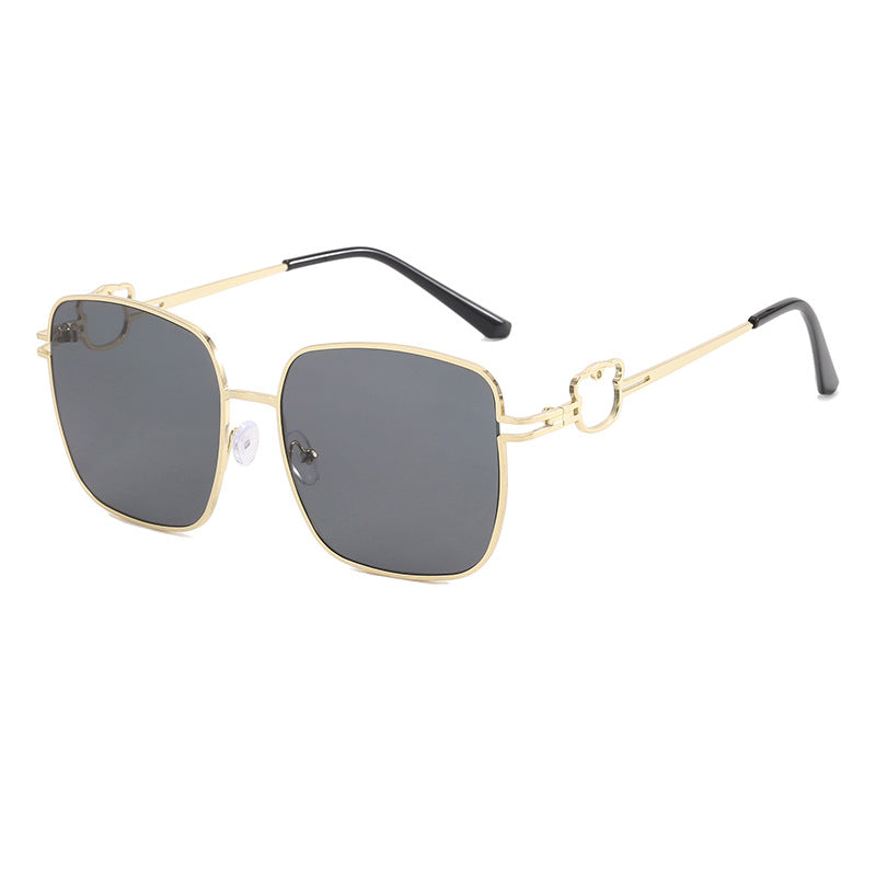 Women’s fashionable square glasses with unique accents Kalsten