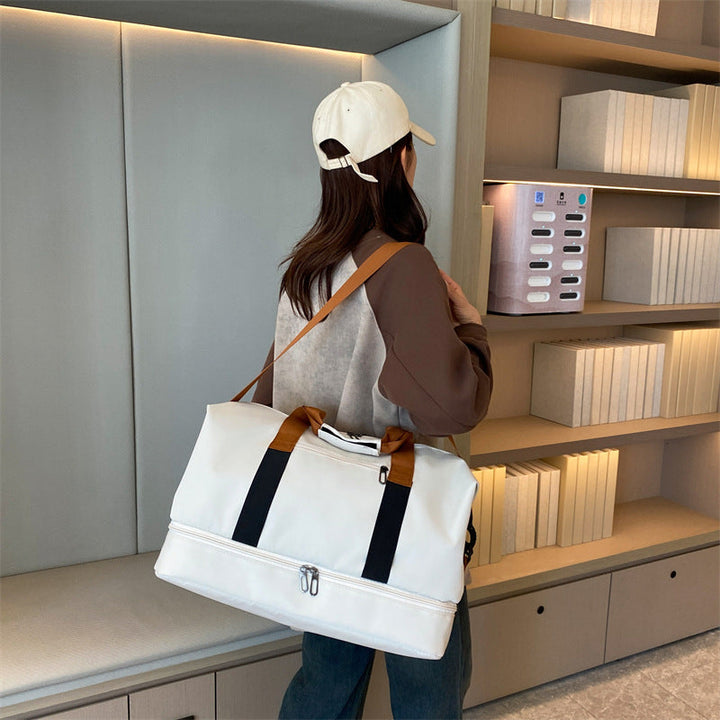 Sporty travel bag with multifunctional interior layout Kalsten