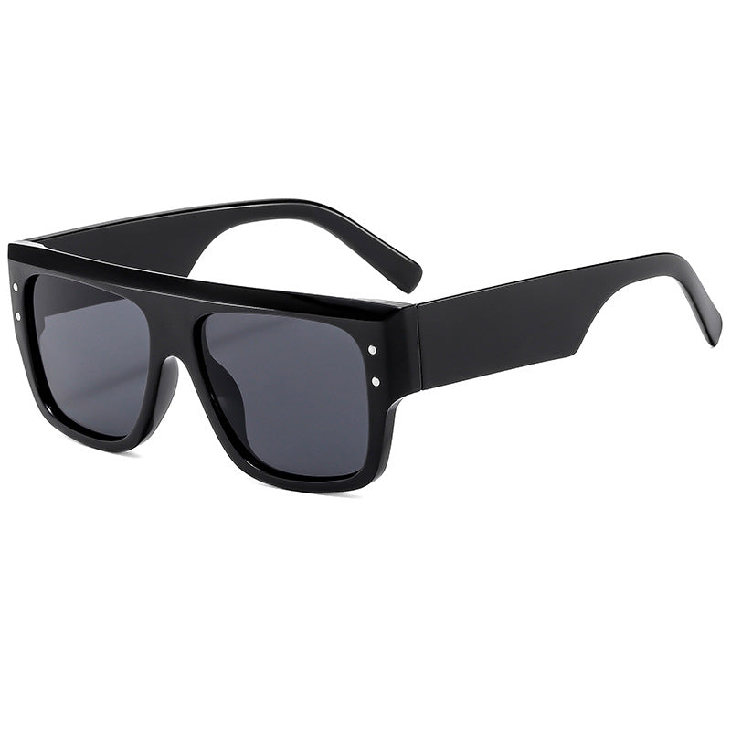 Ladies fashionable sunglasses with rectangular frame and polarized lenses Kalsten