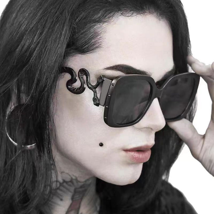 Women's extravagant designer sunglasses with luxurious snake frame Kalsten