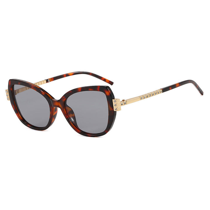 Women oversized sunglasses with protective UV filter and elegant accents Kalsten