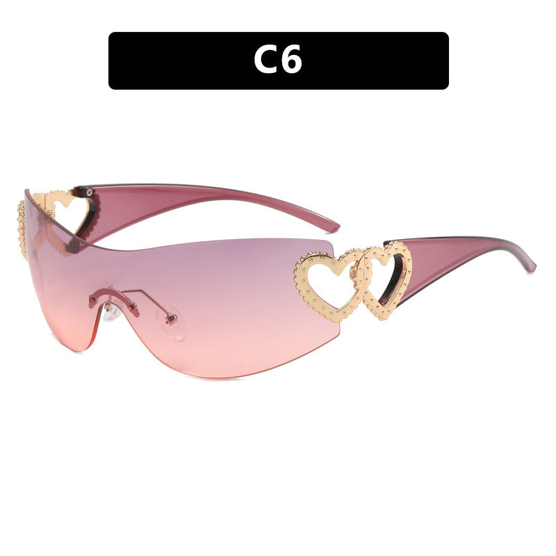 Ladies sporty sunglasses in trendy shield design with heart accents Kalsten