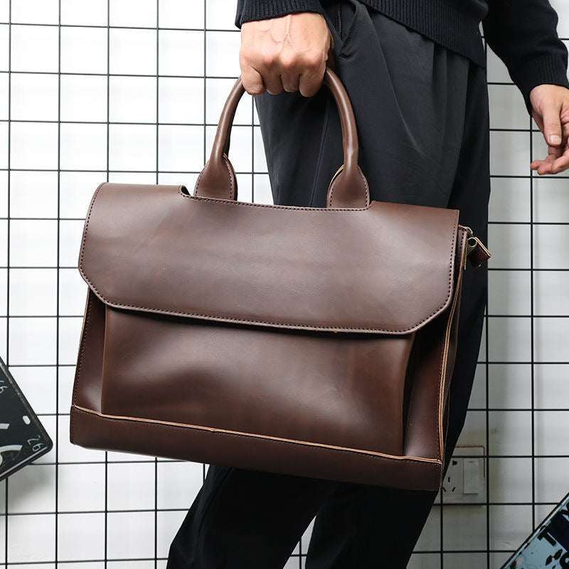 Elegant briefcase with practical outer pocket Kalsten