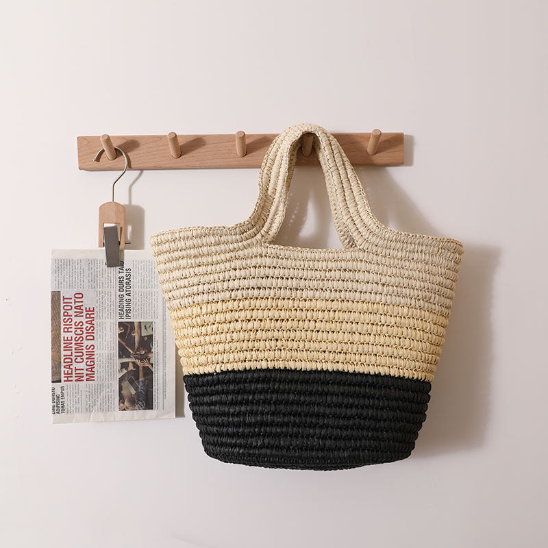 Handcrafted Durable Beach Bag with Cheerful Zigzag Pattern Kalsten