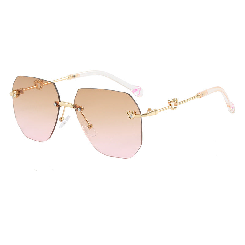 Ladies stylish oversized sunglasses with faceted frame Kalsten