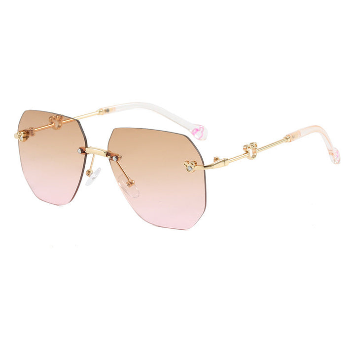 Ladies stylish oversized sunglasses with faceted frame Kalsten