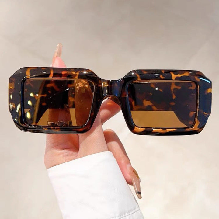 Ladies oversized square sunglasses with modern plastic frame Kalsten