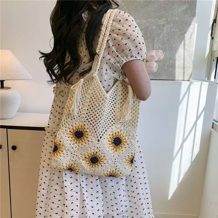 Stylish and Spacious Shopping Bag Kalsten