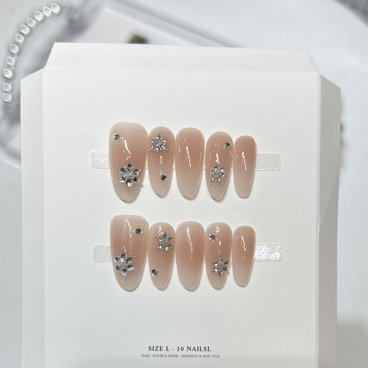 Premium Press-On Nail Art Set with Elegant Heart & Leaf Design Acalora