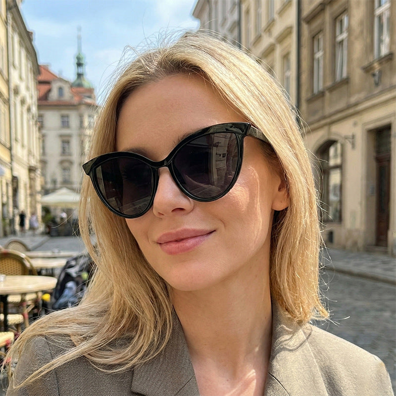 Ladies Elegant Cat-Eye Sunglasses with UV Protection and High-Quality Frame Kalsten