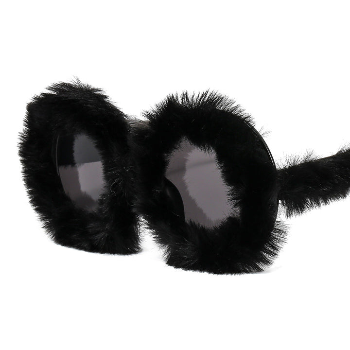 Ladies eye-catching oversized sunglasses with a unique fur touch Kalsten