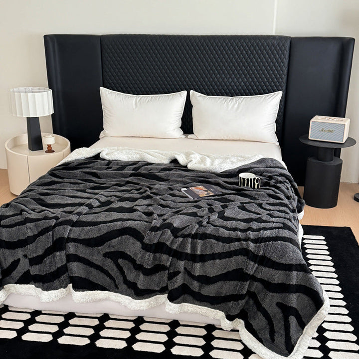 Women’s Snuggle Blanket Kalsten