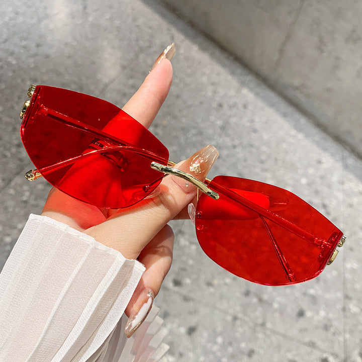 Women's fashionable sunglasses with innovative checkered design Kalsten