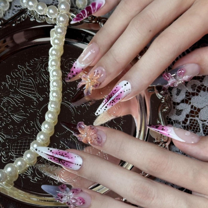 Animal-Inspired Press-On Nail Art Set Kalsten