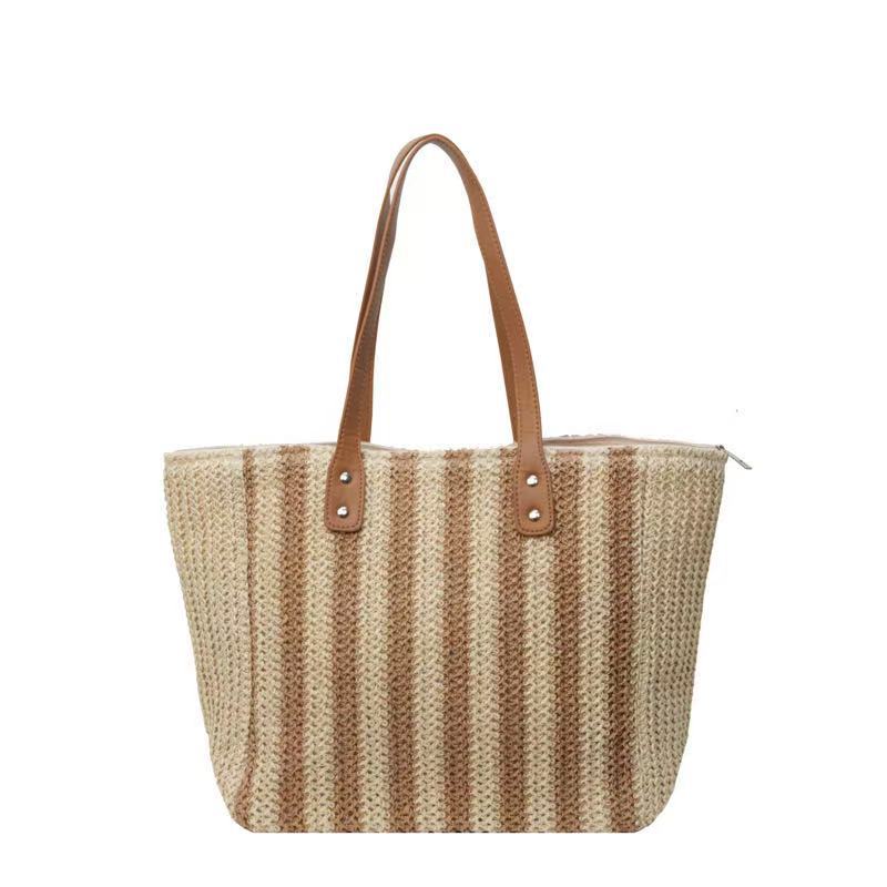 Handcrafted beach bag with structured stripe pattern Kalsten