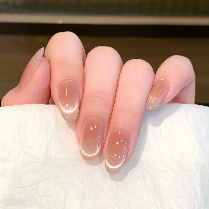 Artificial nails with elegant French tip design Kalsten