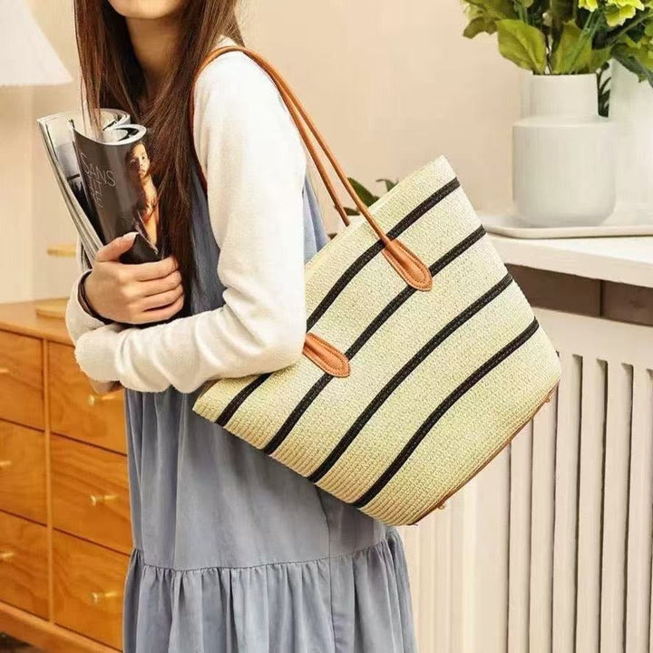 Sleek beach bag with matching sun hat Kalsten