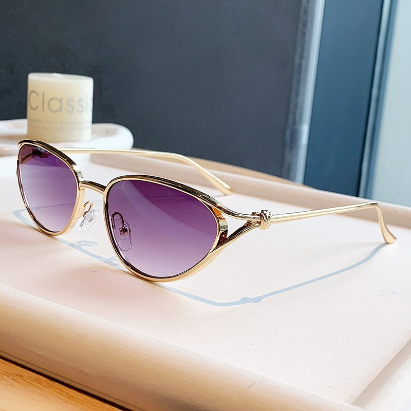 Women Cat-Eye Sunglasses with Elegant Golden Frame and Polarized Lenses Kalsten