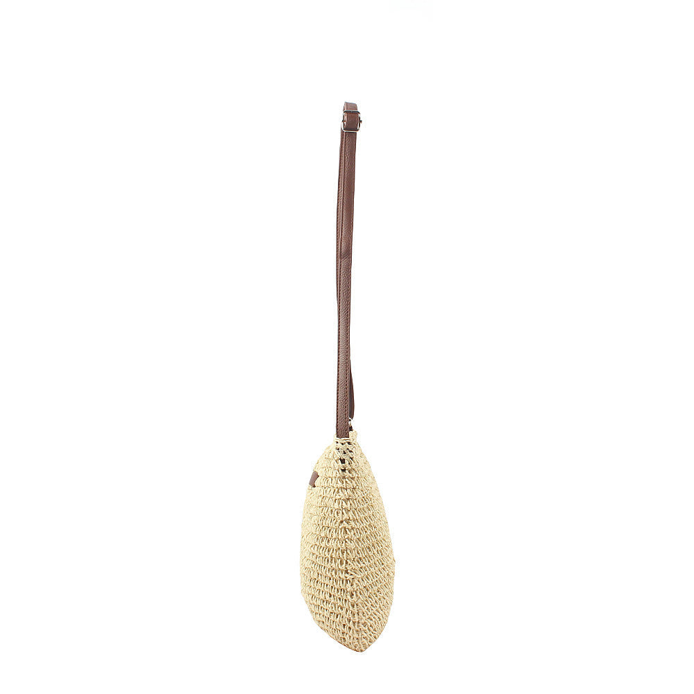 Shoulder bag made of handwoven natural material with adjustable shoulder strap Kalsten